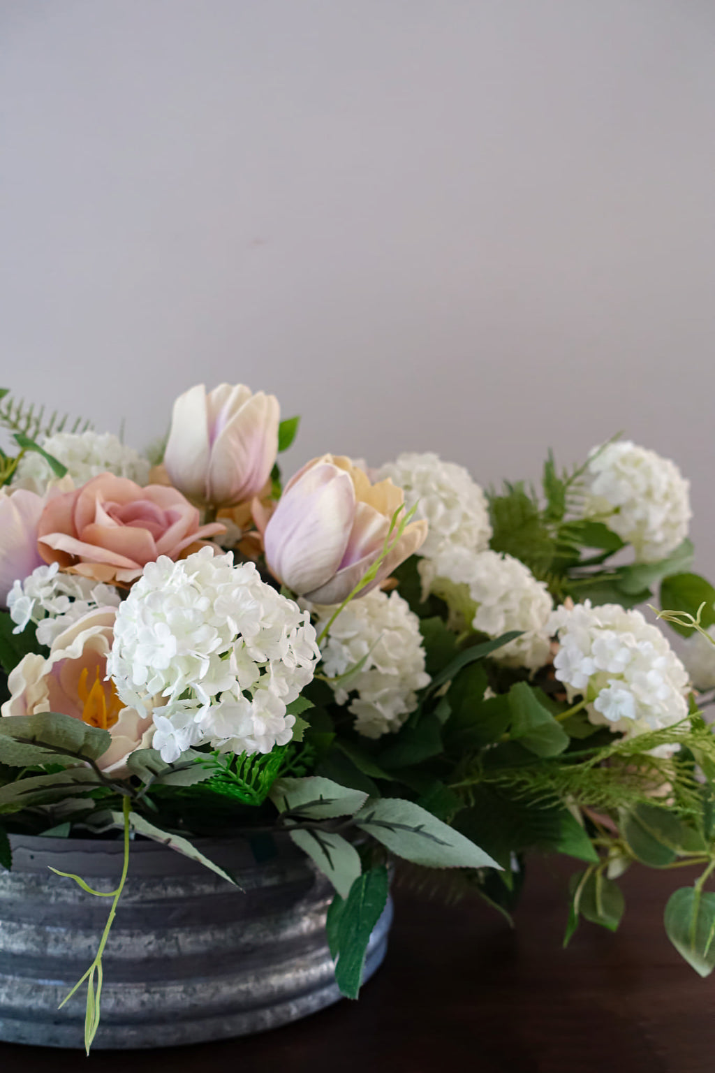 Antique Rose Table Centre