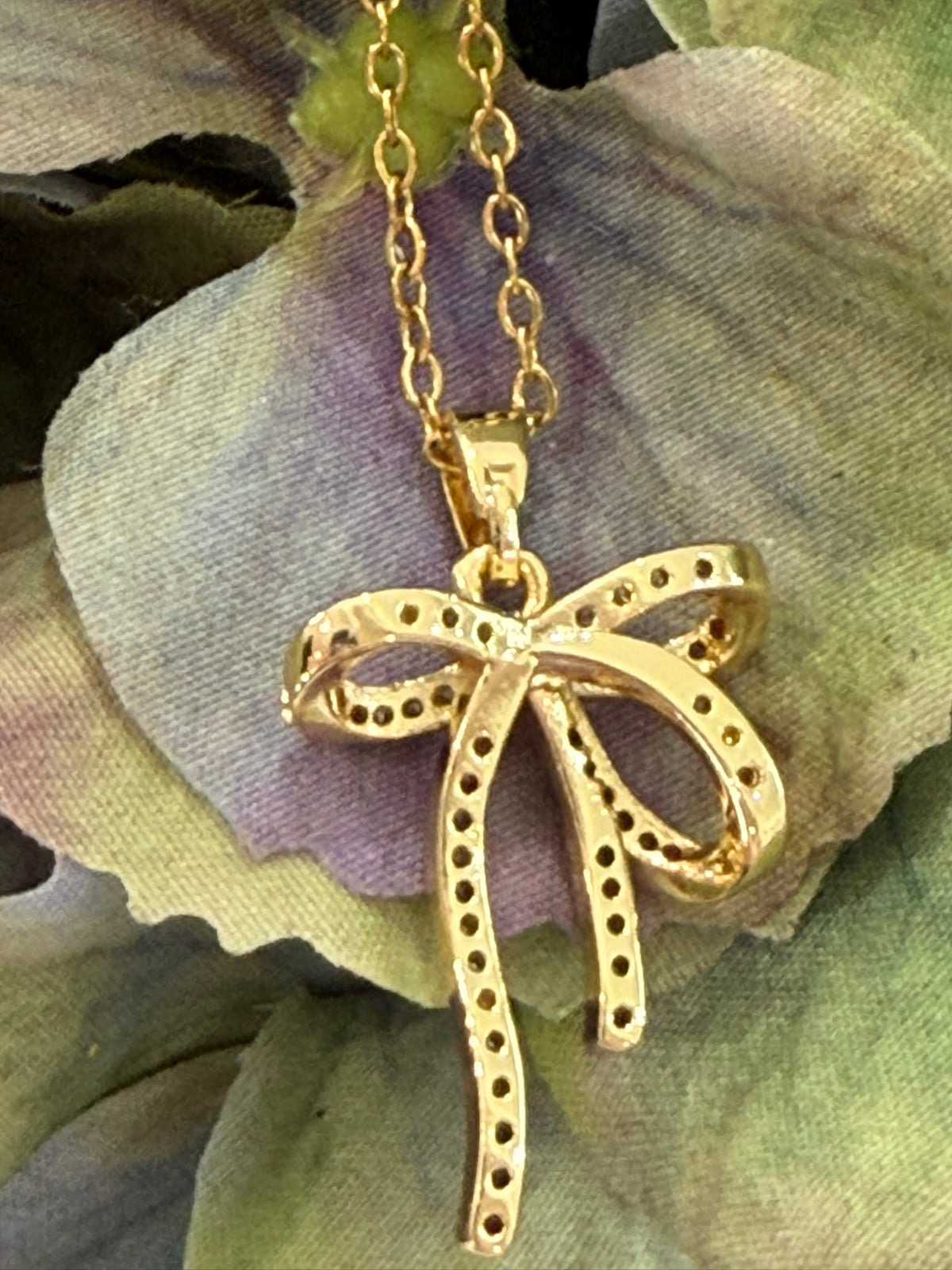 Bow Pendant Necklace 18k Gold Plated Steel
