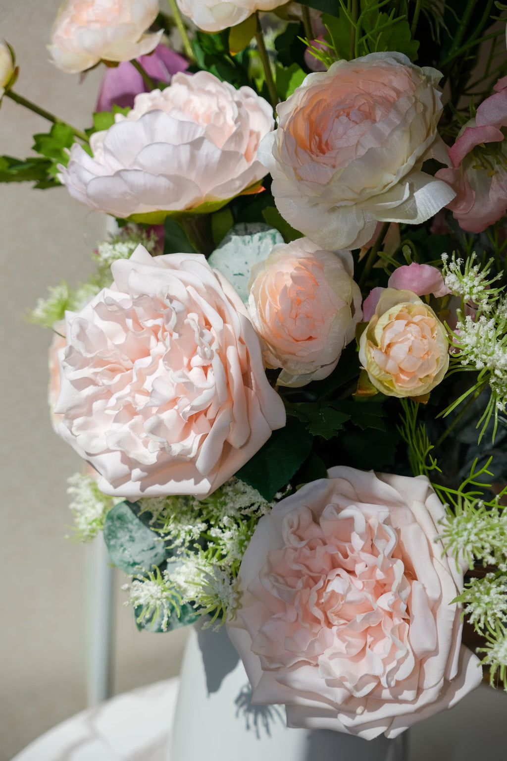 Garden Rose & Queen Anne's Lace Vase Arrangement