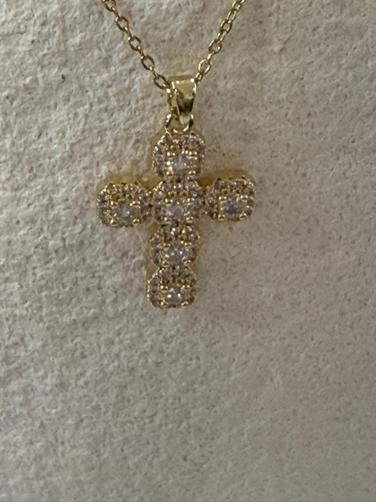 Elegant Cross Necklace 18k Gold Plated Steel