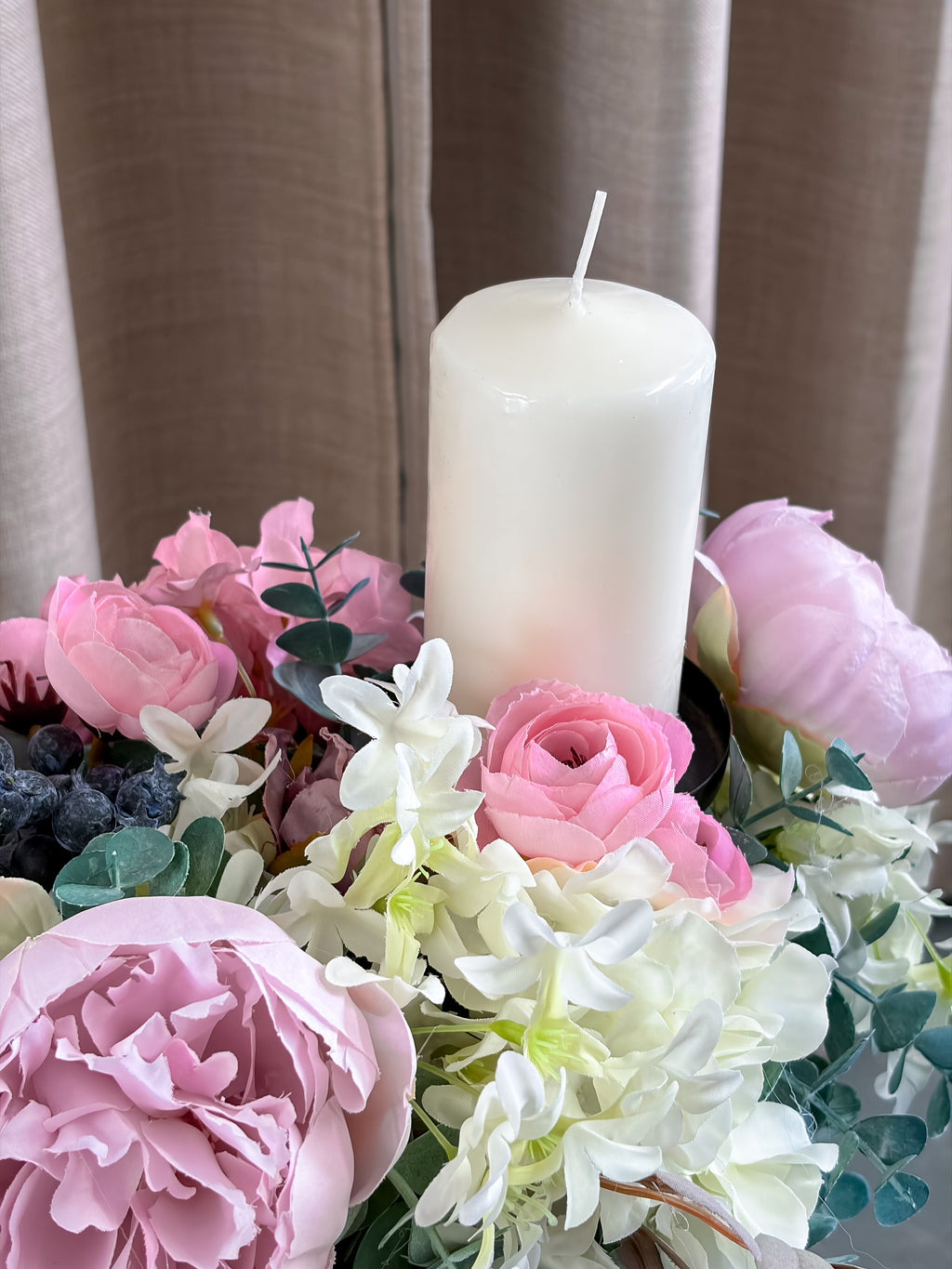 Pink Candlelight Table Centre