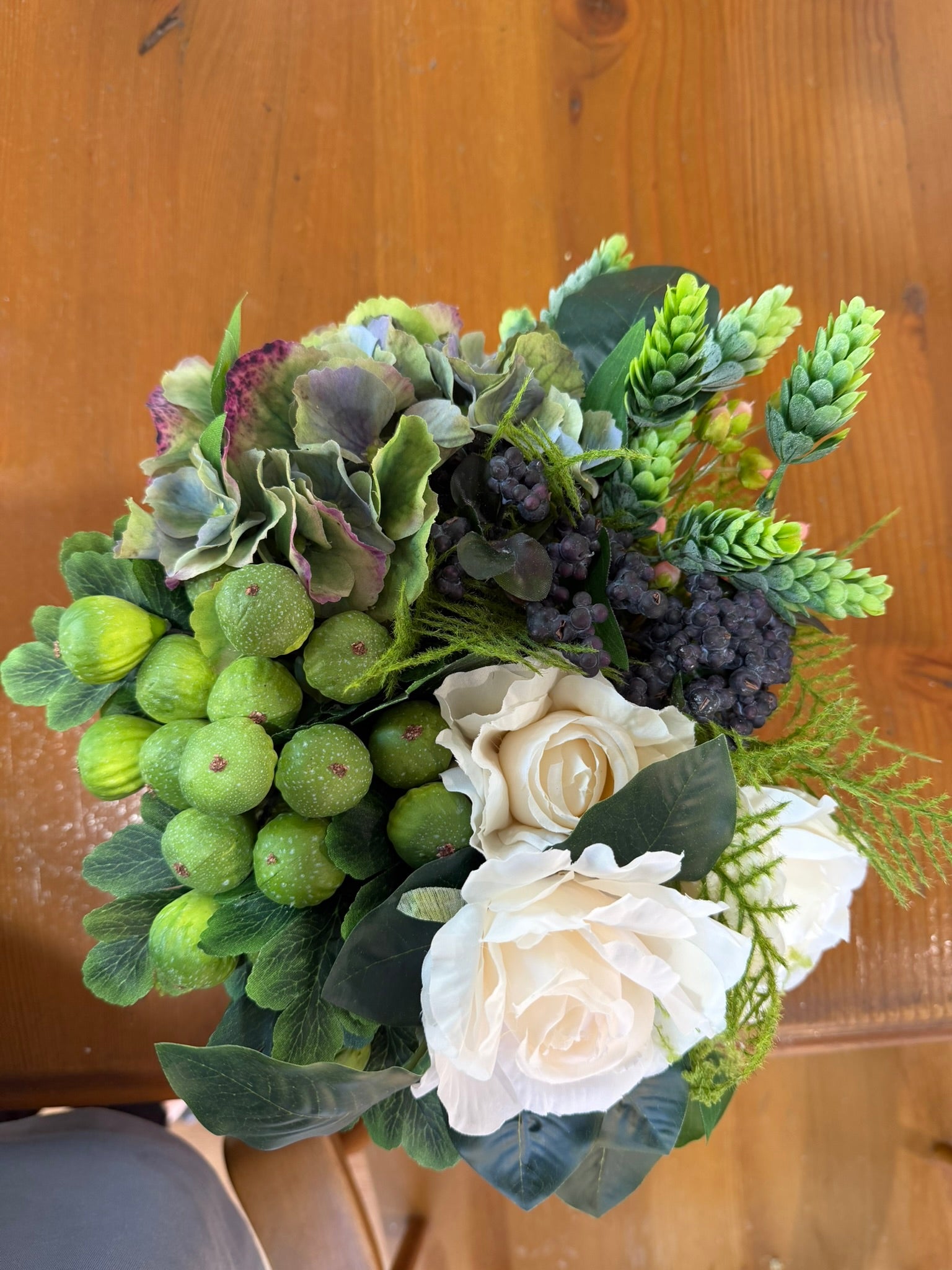 Wild Fig & Ivory Rose Arrangement