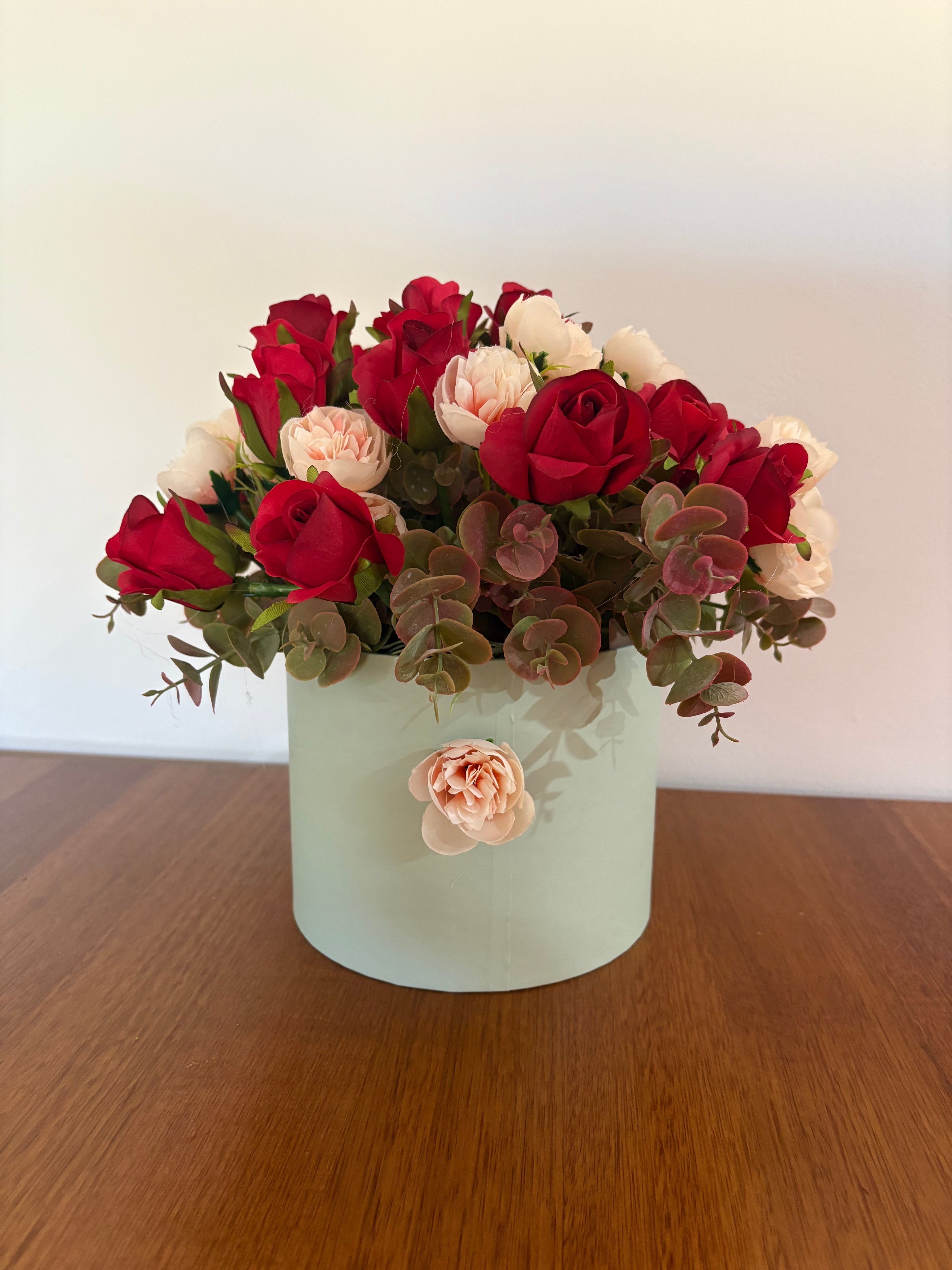 Red Rose & Peach Ranunculus Hatbox Arrangement