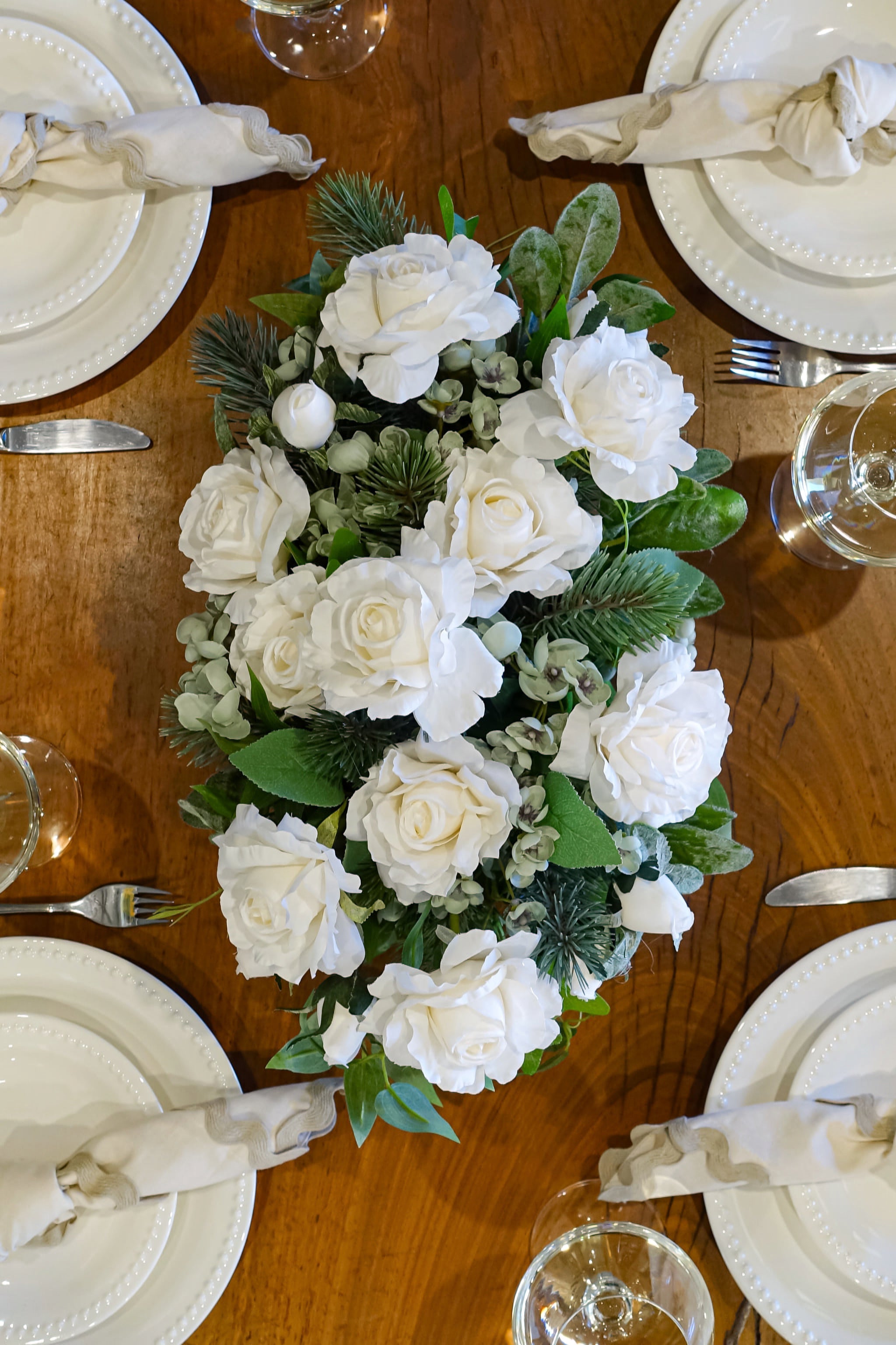 Ivory Classic Table Centre