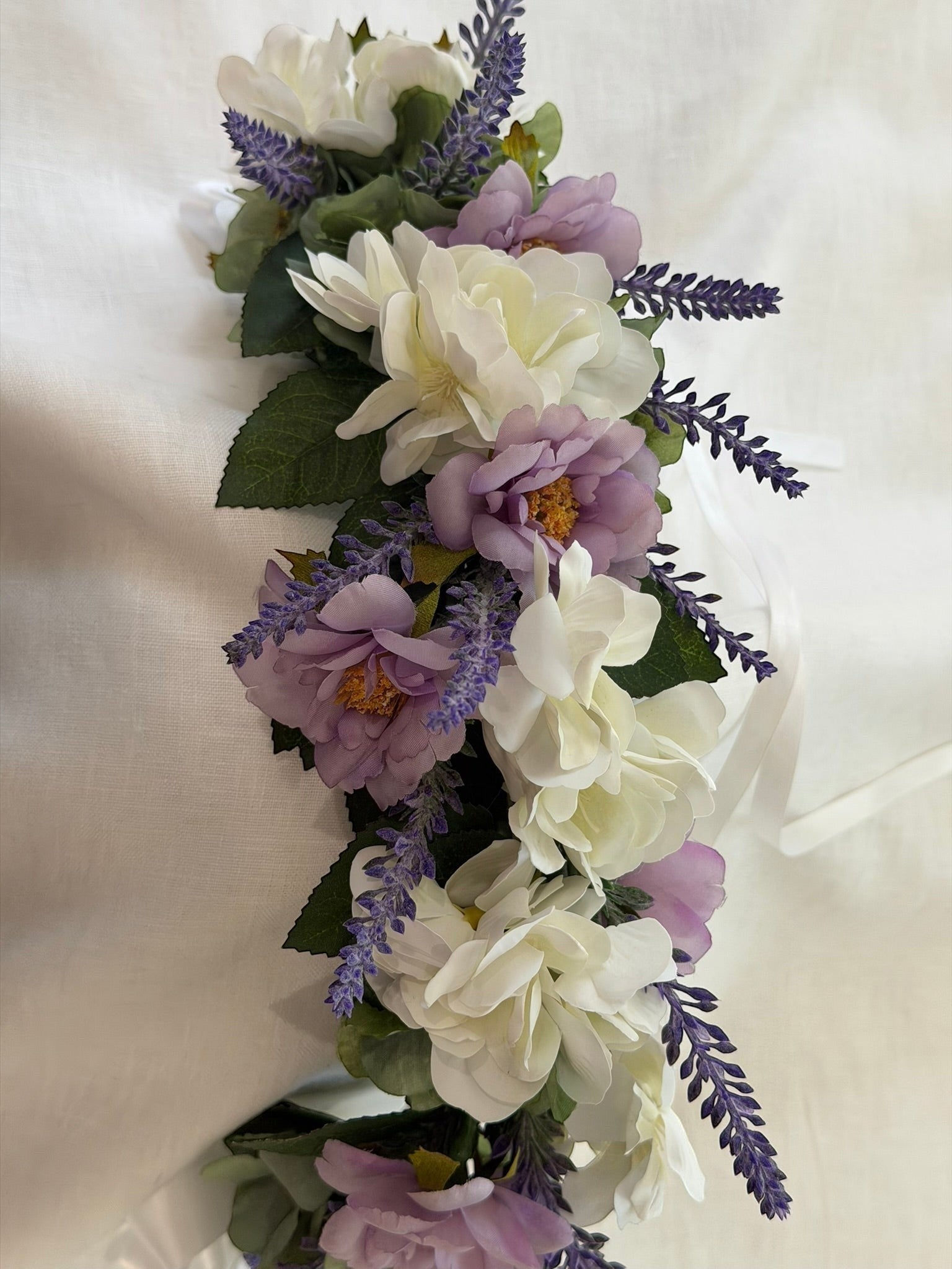 Mauve Rose, Ivory Blossom & Lavender Flower Garland – Pet